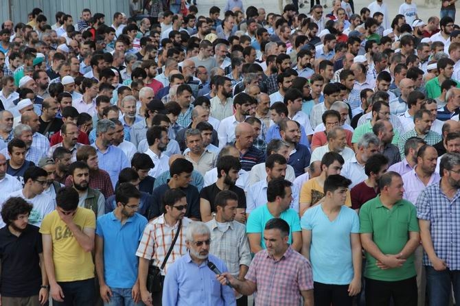 Ahrar Şehitleri İçin Fatih’te Gıyabi Cenaze Namazı 3