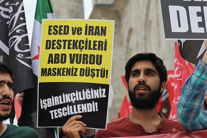 ABD Saldırıları Fatih Camii’nde Protesto Edildi 12