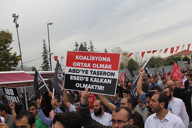 ABD Saldırıları Fatih Camii’nde Protesto Edildi 16