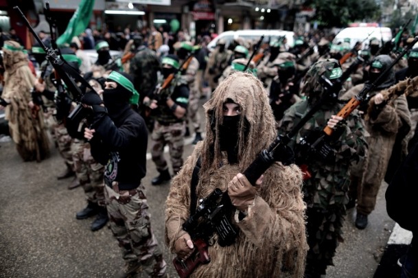 İzzeddin el-Kassam Tugayları Düşmana Korku Saldı 17