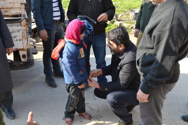 Amasya'dan Yola Çıkan 5 Tır Yardım Suriye'ye Ulaştı 11