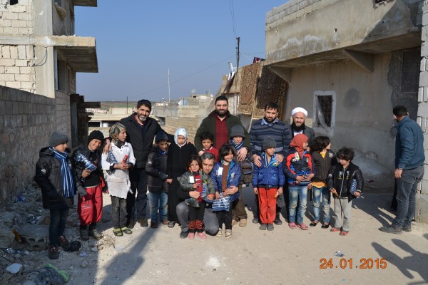 Amasya'dan Yola Çıkan 5 Tır Yardım Suriye'ye Ulaştı 14