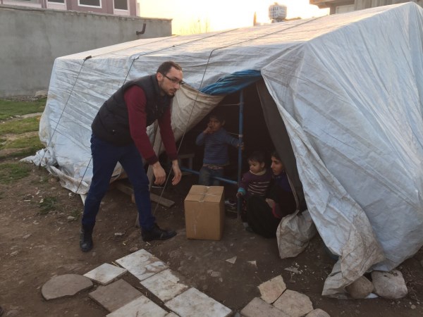Amasya'dan Yola Çıkan 5 Tır Yardım Suriye'ye Ulaştı 21