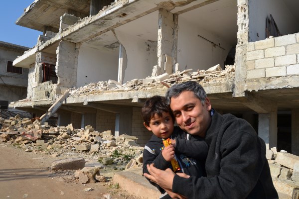 Amasya'dan Yola Çıkan 5 Tır Yardım Suriye'ye Ulaştı 3