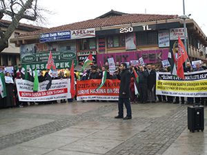 Bursa’da Suriye İntifadası Selamlandı