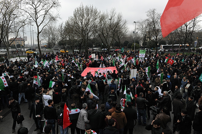 İstanbul’da Suriye İntifadasını Selamlama Yürüyüşü 10