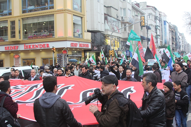 İstanbul’da Suriye İntifadasını Selamlama Yürüyüşü 15
