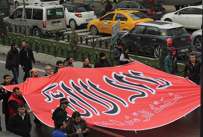 İstanbul'da Suriye İntifadasını Selamlama Yürüyüşü galerisi resim 18