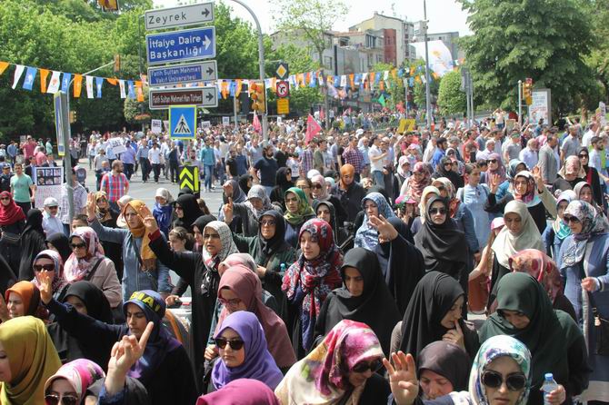 İstanbul’da İhvan Liderlerine Destek Yürüyüşü 26