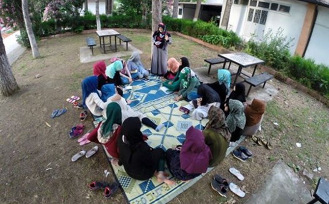 Özgür-Der Ortaokul-Lise Kız Öğrenciler Yaz Kampı 39