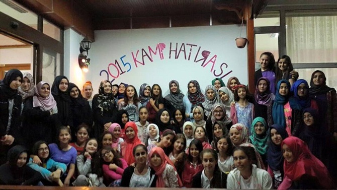 Özgür-Der Ortaokul-Lise Kız Öğrenciler Yaz Kampı 41