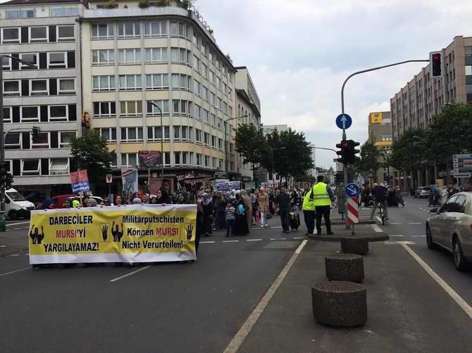 Almanya'da Katil Sisi'ye Lanet, İhvan'a Destek Yürüyüşü 11