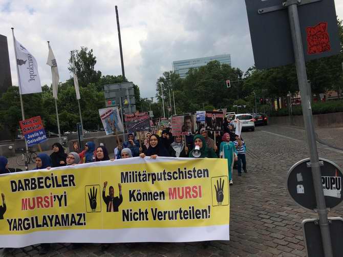 Almanya'da Katil Sisi'ye Lanet, İhvan'a Destek Yürüyüşü 4