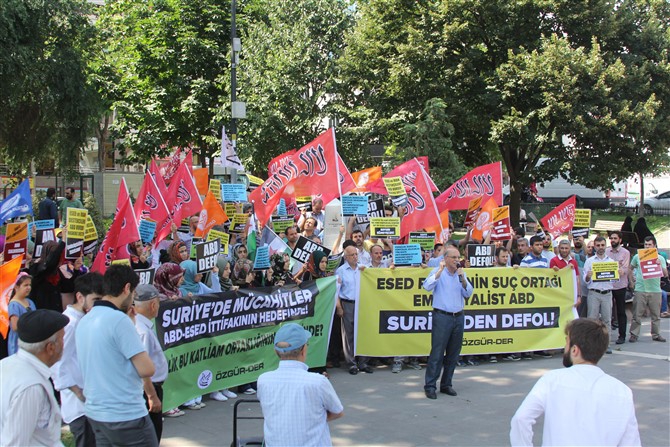ABD'nin Suriye'deki Saldırıları Protesto Edildi 11