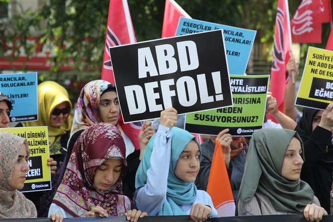 ABD'nin Suriye'deki Saldırıları Protesto Edildi 12