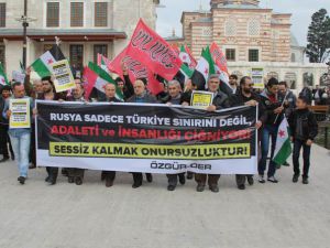 Rus Zulmüne İstanbul’da Protesto