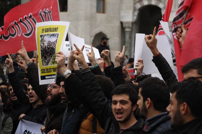Sol Saldırganlık Beyazıt Meydanı’nda Protesto Edildi! 19