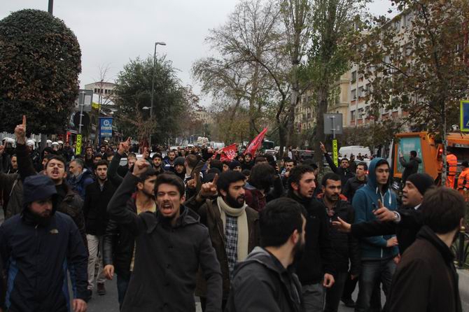 Sol Saldırganlık Beyazıt Meydanı’nda Protesto Edildi! 25