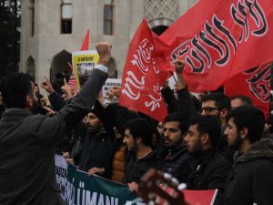Sol Saldırganlık Beyazıt Meydanı’nda Protesto Edildi!
