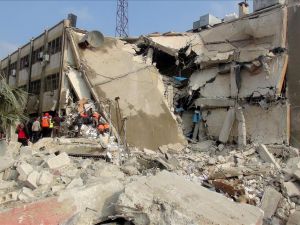 Rus Jetleri İdlib'de Mahkemeyi Vurdu: 40 Ölü