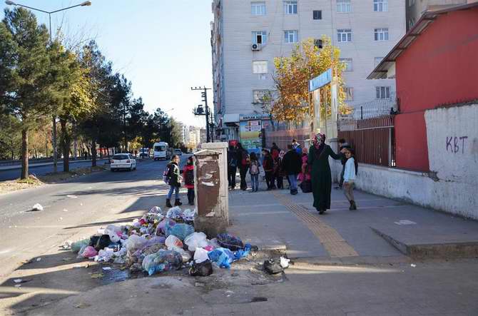 HDP Belediyeler Halkı Mağdur Ediyor 1
