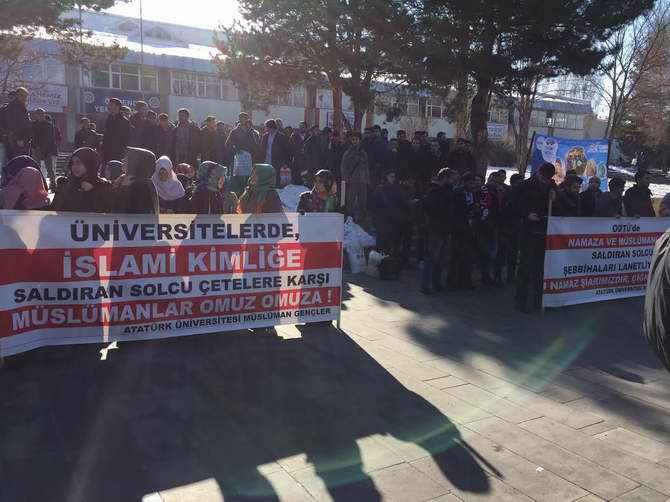 Solcu Çeteler Erzurum ve Bursa'da Protesto Edildi 4