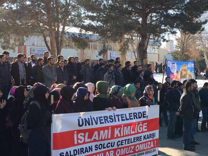 Solcu Çeteler Erzurum ve Bursa'da Protesto Edildi 7