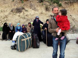 Türkmen Bölgesinden Zorunlu Göç Sürüyor