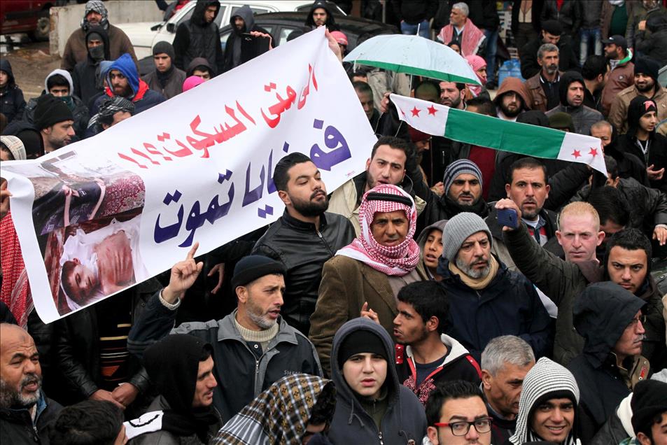 Lübnan-Suriye Sınırında Madaya Protestosu 7