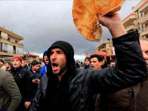 Lübnan-Suriye Sınırında Madaya Protestosu