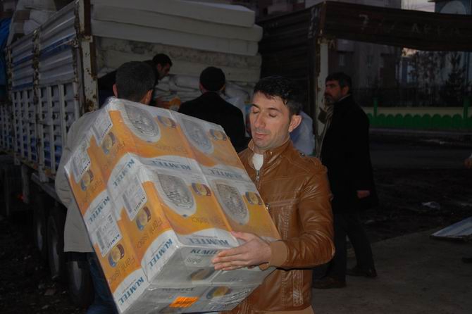 Sur Halkına Yardımlar Devam Ediyor 4