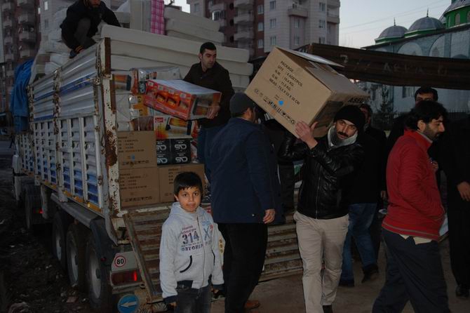 Sur Halkına Yardımlar Devam Ediyor 5