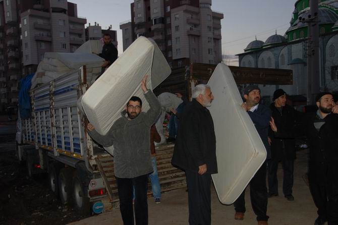 Sur Halkına Yardımlar Devam Ediyor 9