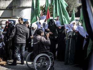 İsrail'in 'Engelli Bıraktığı' Filistinli Gazetecinin Azmi