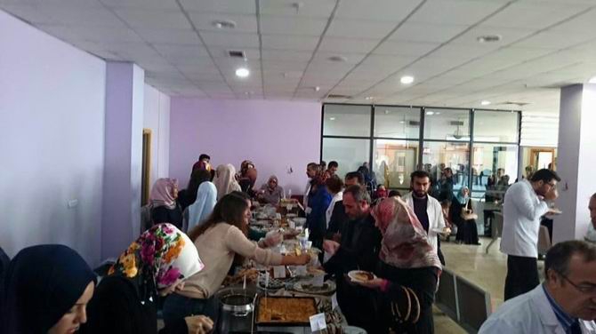 Vanlı Öğrencilerden Çocuklar Yararına Kermes 12