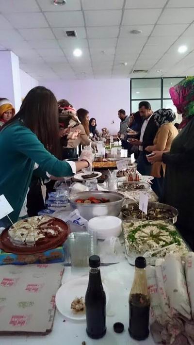 Vanlı Öğrencilerden Çocuklar Yararına Kermes 13