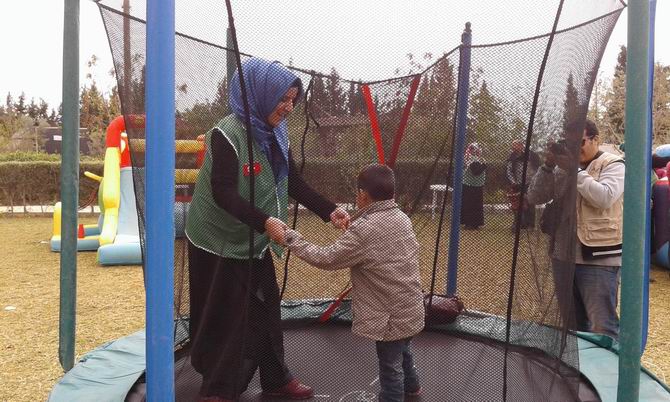 Tunus’ta Yetimlerle Dayanışma Günleri 9