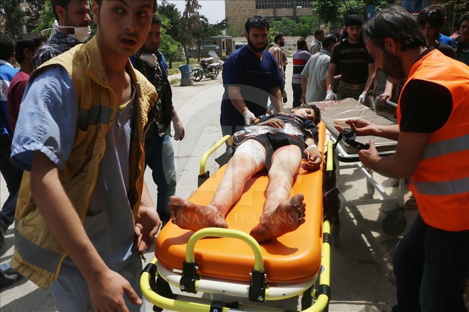 Esed Halep'te Pazar Yerine Saldırdı 4