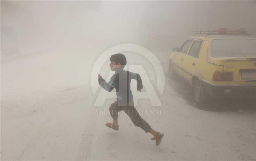 Esed Halep'te Pazar Yerine Saldırdı 5