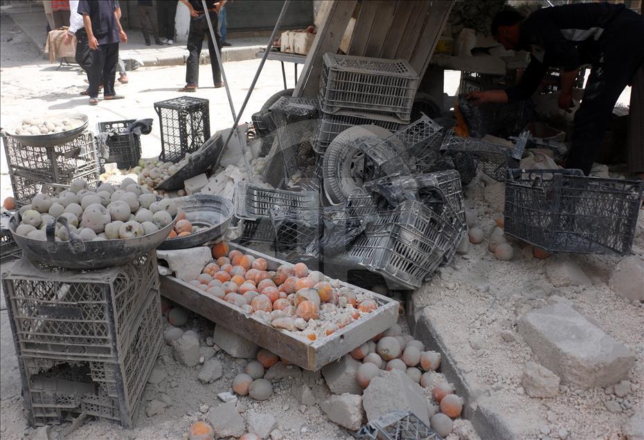 Esed Halep'te Pazar Yerine Saldırdı 6