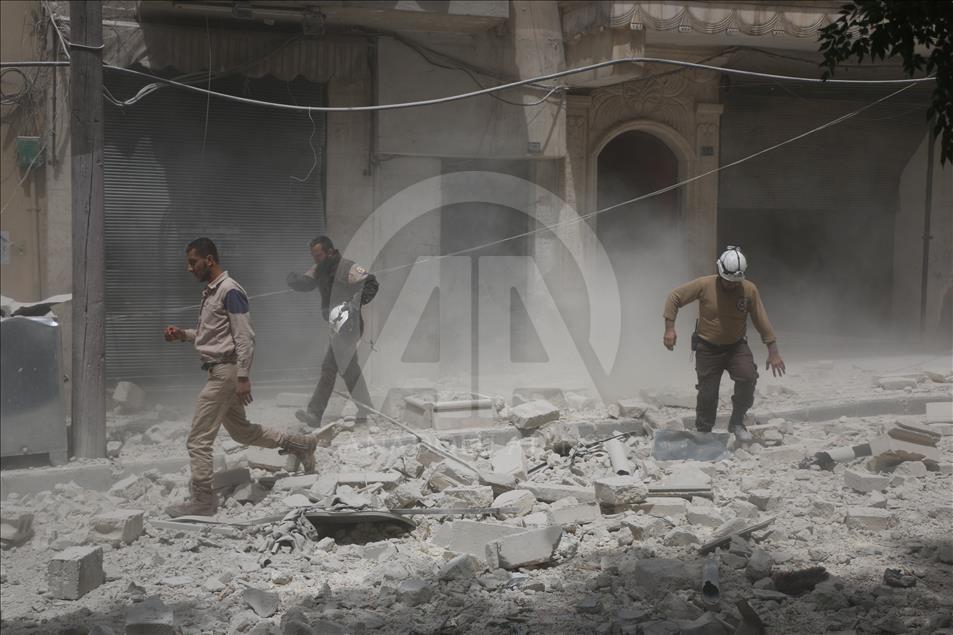 Esed Halep'te Pazar Yerine Saldırdı 7