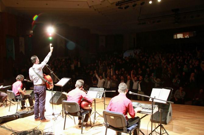 Grup Yürüyüş’ün Uludağ Üniversitesi Konseri 5