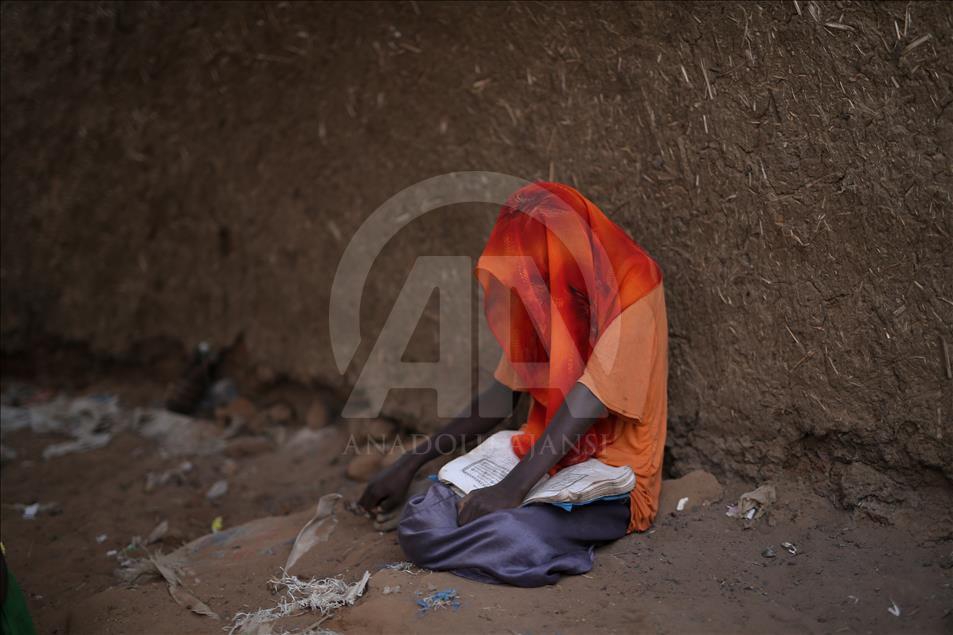 Sudan'daki Geleneksel Hafızlık Okulları: Halaviler 10