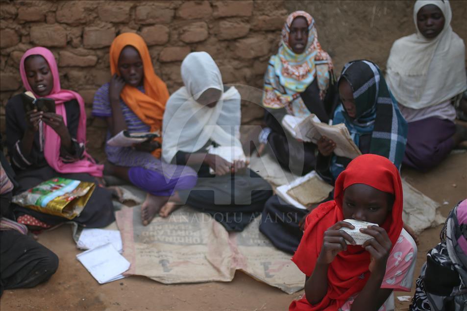 Sudan'daki Geleneksel Hafızlık Okulları: Halaviler 6