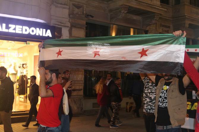 Halep'teki Katliamlara İstanbul'da Protesto 10