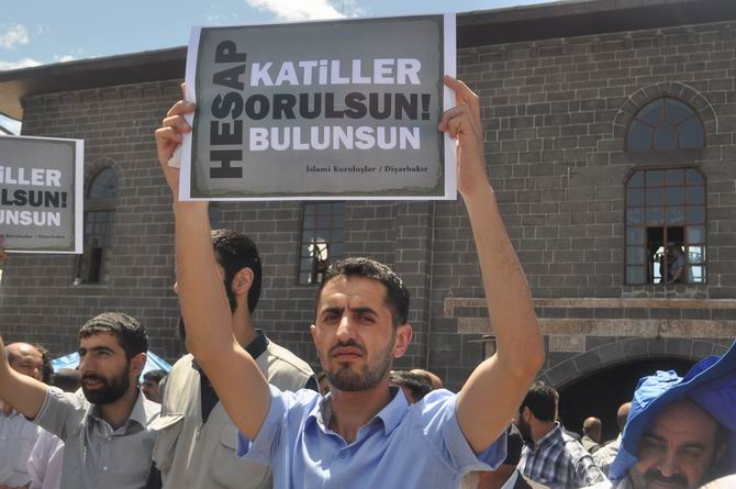 Dürümlü Katliamı Diyarbakır'da Protesto Edildi 10