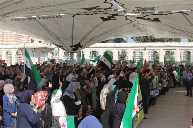 Halep Katliamı İstanbul’da Lanetlendi 9