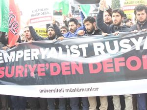 Üniversiteli Müslümanlar Halep İçin Beyazıt’ta Toplandı!