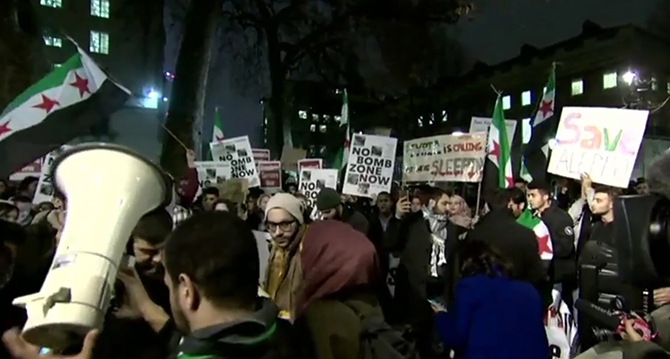 Londra'da Bir Gecede İki Suriye Eylemi 12