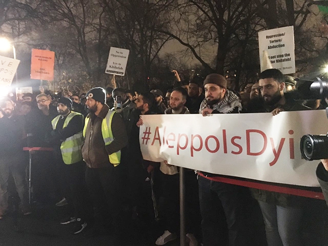 Londra'da Bir Gecede İki Suriye Eylemi 3
